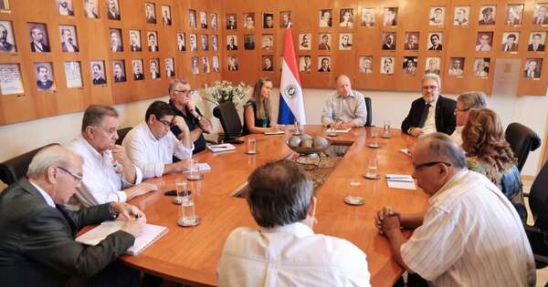 La Nación / Gremios celebran apertura del MEF para abordar la seguridad social