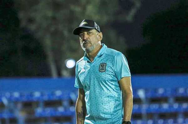 Vinicius Eutropio ya no es DT de Tacuary | 1000 Noticias