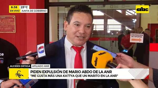 Video: Seccionalero pide que Mario Abdo sea echado de la ANR por “corrupto” - ABC Noticias - ABC Color