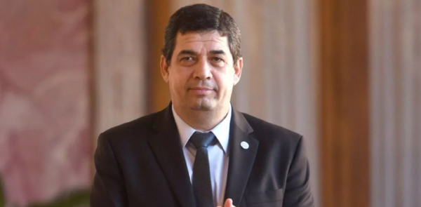 Juez desestima causa contra Hugo Vel谩zquez por presunto soborno denunciado por EEUU - Revista PLUS