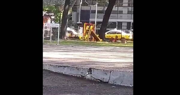 [VIDEO] "Ahora creo en los fantasmas": Misterio por la hamaca que se mueve sola en una plaza de Asunción