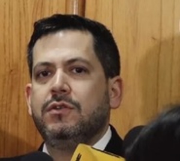 Cuestionado Latorre es reelecto presidente de Diputados - Paraguay.com