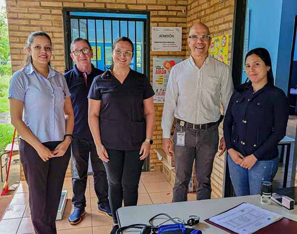 UPE realiza entrega de contrapartida al USF del barrio Santa Ana | DIARIO PRIMERA PLANA