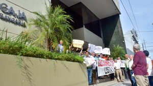 Caja bancaria elige nuevas autoridades en medio de intervención