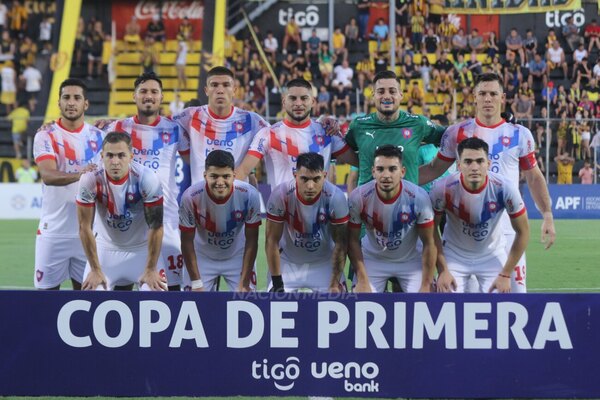 Versus / ¿Hubo enojo en el plantel de Cerro por la capitanía de Peralta? Piris da Motta habló al respecto