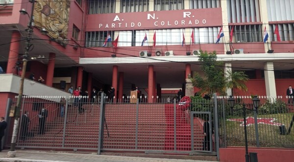 Reeleción y expulsión de expresidente no estarán en la agenda en Convención de la ANR - Unicanal