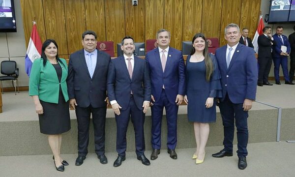 Raúl Latorre fue reelecto con el respaldo de más del 90% de sus colegas