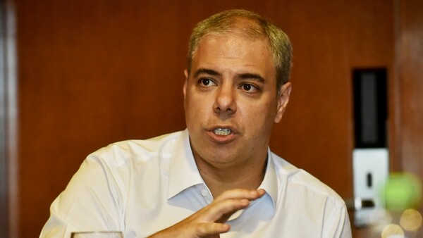 “La institucionalidad es fundamental para cualquier país”