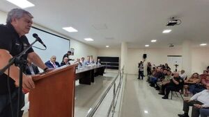 Enrique Riera anuncia que 200 policías enviados de refuerzo quedarán en Alto Paraná