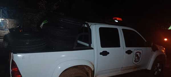 Policía recupera neumáticos hurtados en Puerto Triunfo