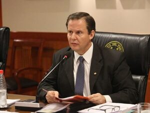 Martínez Simón disconforme con sanción leve a fiscal que omitió diligencias del caso Ferreiro · Radio Monumental 1080 AM