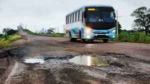 A camioneros les toma casi cinco horas hacer 100 km en “ruta de la vergüenza”