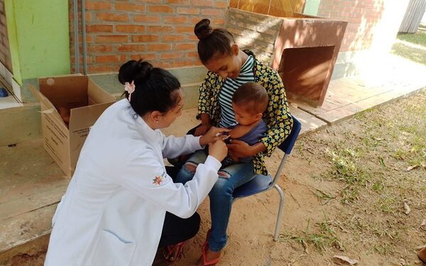 Asisten a familias de Itakyry con atenciones extramurales