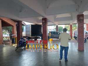 Inician los trabajos de mudanza del consultorio del Hospital Regional al Juan Pablo II - Radio Imperio 106.7 FM