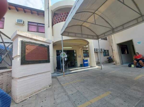 Un feto es hallado en desagüe cloacal del Hospital de Mariano Roque Alonso | 1000 Noticias
