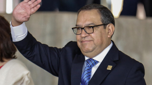 Escándalo en Perú: los audios a una joven que provocaron la caída del funcionario más influyente del gobierno - .::Agencia IP::.