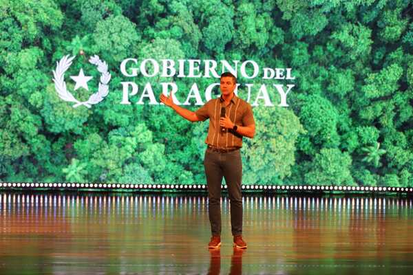 Peña resalta que visor de bosques contribuirá para “defender nuestro modelo productivo” - .::Agencia IP::.