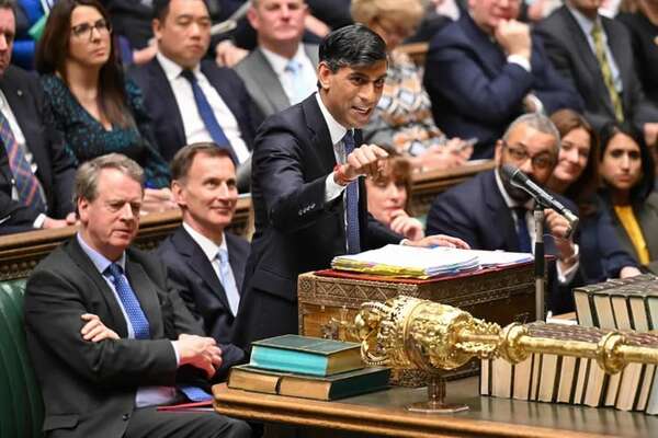 Gobierno británico anuncia reducción de impuestos - Mundo - ABC Color