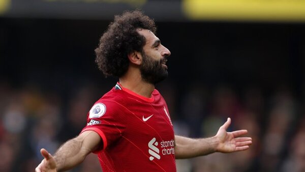 Salah vuelve a entrenarse y apunta al City