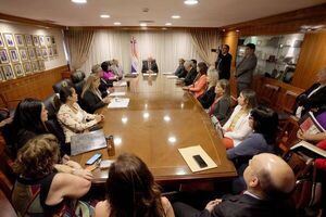 Ministros de la CSJ se reunieron con representantes de gremios y asociaciones judiciales