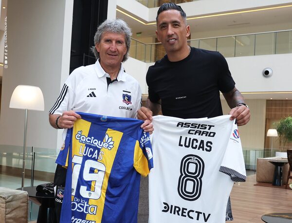 Lucas Barrios visitó al plantel de Colo-Colo y palpitó el duelo de Luqueño ante Guaraní · Radio Monumental 1080 AM