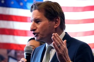Dean Phillips se bajó de la carrera presidencial en Estados Unidos y se allana el camino para Joe Biden - ADN Digital