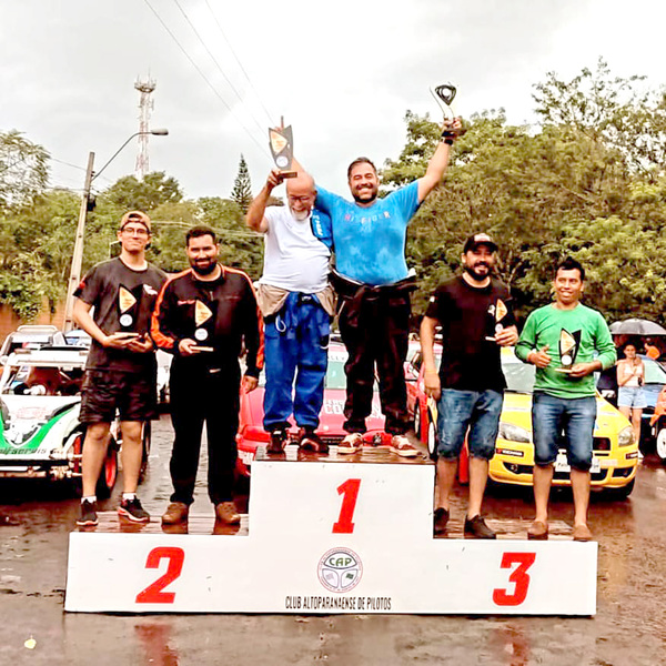 Exitoso comienzo del torneo del Club Altoparanaense de Pilotos - La Clave