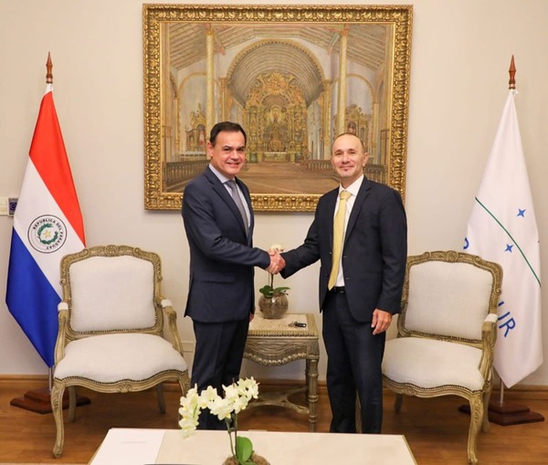 Paraguay presenta candidatura de Diego Moreno para la Corte IDH - .::Agencia IP::.