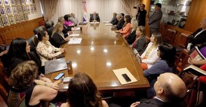 Magistrados y funcionarios insisten en aumento salarial para todos en el Poder Judicial - La Tribuna