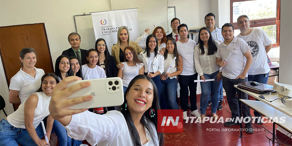 SE REALIZÓ ACTO CLAUSURA DEL CURSO DE DISEÑO PUBLICITARIO DEL SNPP - Itapúa Noticias