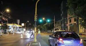 Municipalidad de Asunción anuncia que 72 cruces de calles tendrán nuevos semáforos - Nacionales - ABC Color