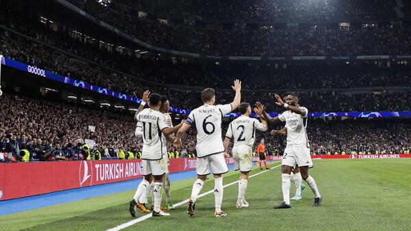 El Real Madrid esquiva un drama y pasa a cuartos de la Champions