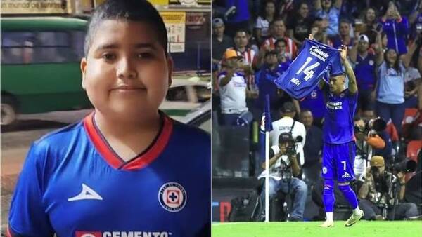 [VIDEO] El niño mexicano que emocionó hasta a un equipo de fútbol