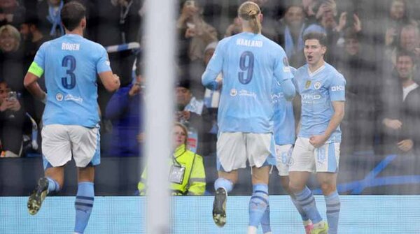 Manchester City avanza a cuartos sin líos