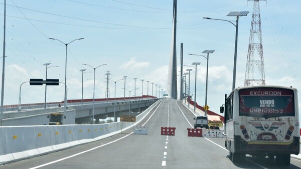 Puente Chaco’i: Piden buses para transitar y anular peaje