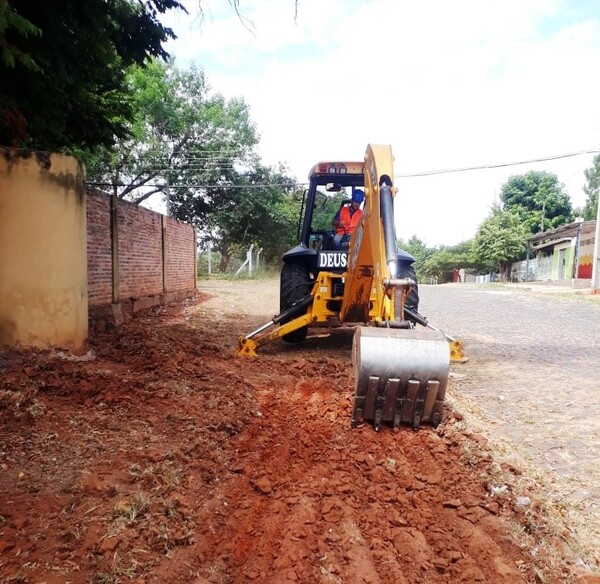 En marcha las obras urbanas para mejorar la seguridad vial en San Estanislao - .::Agencia IP::.