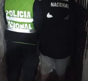 Buscado por narcotráfico intentó huir de control policial