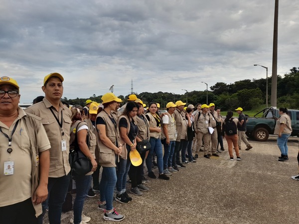 Gran minga ambiental se desarrolla este jueves en el barrio San Isidro