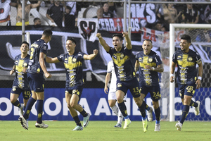Libertadores: Sportivo Trinidense igualó ante Colo Colo en La Huerta - trece
