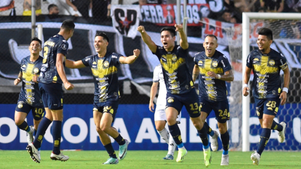 Trinidense empata con Colo Colo y deja abierta la serie
