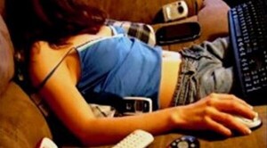 Diario HOY | La Generación Z, los que se comunican vía pantalla
