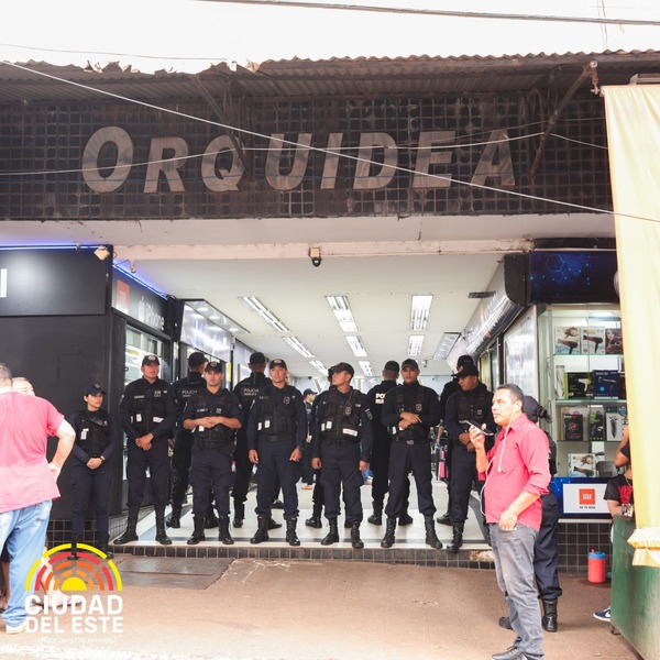 Cierran galería Orquídea, cueva de falsos comerciantes - La Clave