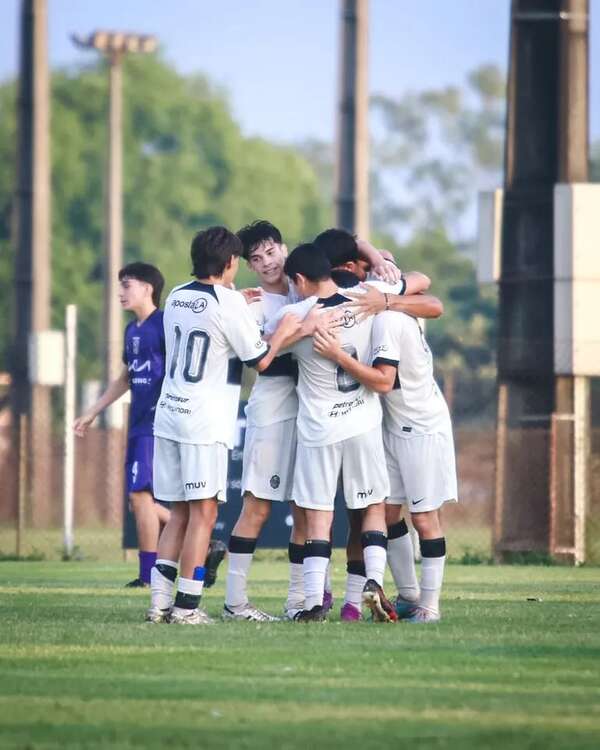 Jornada con muchos goles en la Sub 16 - Fútbol - ABC Color
