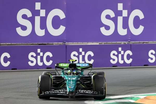 Alonso domina los libres de Yeda; 'Checo' fue quinto y Sainz, séptimo - Automovilismo - ABC Color