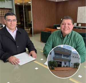 Gobernador, consuma entrega del "Juan Pablo II" por 30 años al Ministerio de Salud