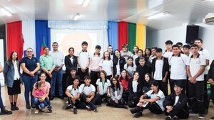 Jóvenes, futuros promotores del turismo en Bella Vista