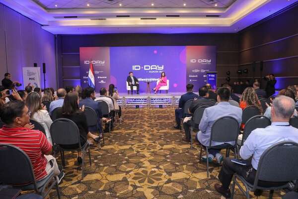 ‘‘La digitalización es el pilar del desarrollo económico paraguayo’’