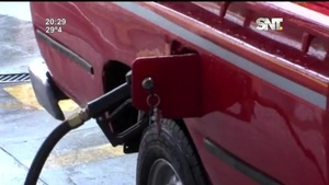 Bloque económico: Emblemas privados anuncian incremento de combustibles - SNT