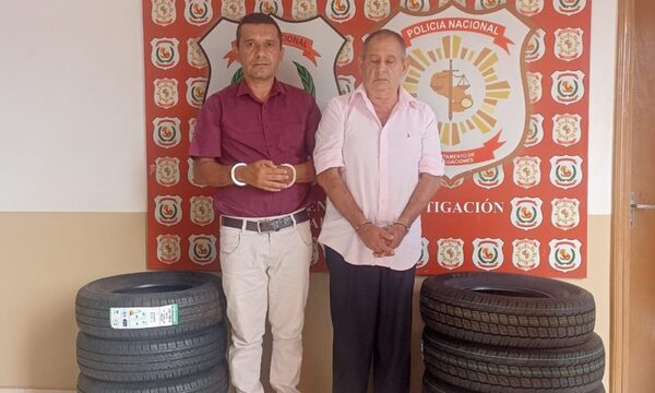 Capturan a dos estafadores que compraron 8 cubiertas con cheque falso en Minga Guazú – Diario TNPRESS