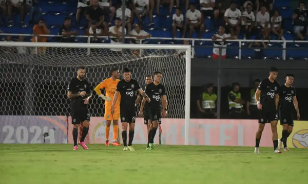 Olimpia se queda con las manos vacías tras desploma ante Ameliano